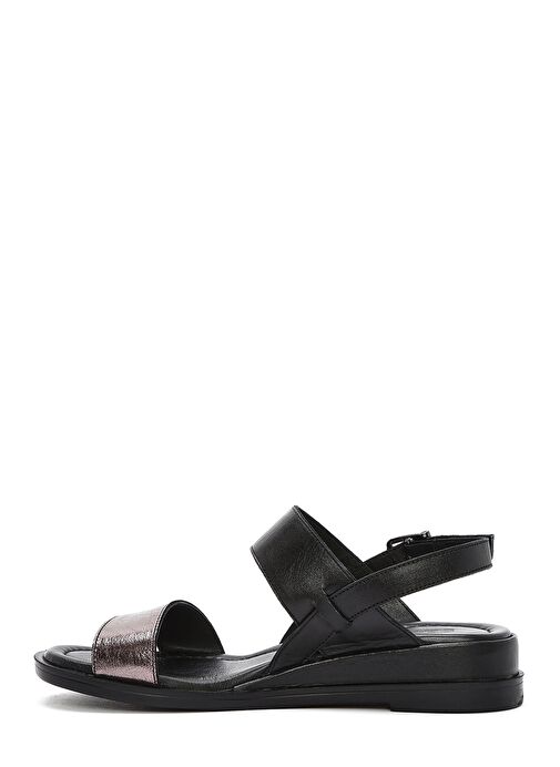Kadın Siyah Bilekten Tokalı Deri Sandalet 25SFD362714 - Görsel 3