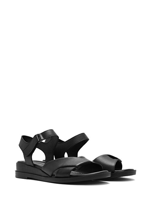 Kadın Siyah Bantlı Deri Sandalet 25SFD362818 - Görsel 4