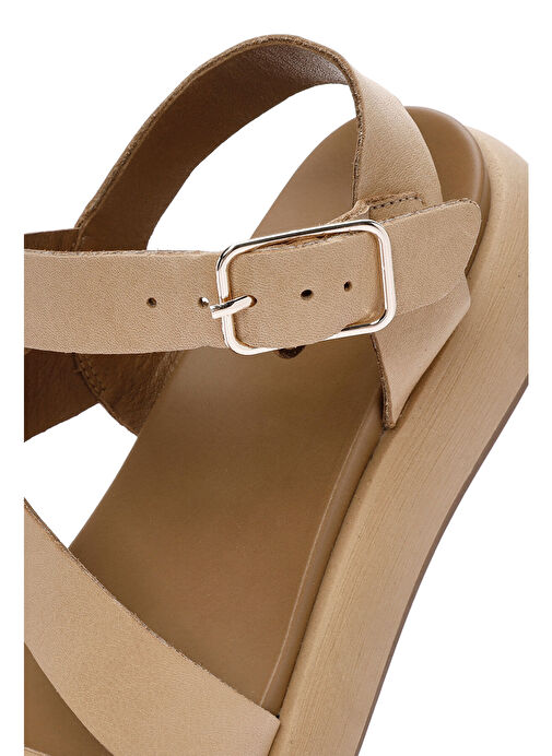 Derimod Derimod Kadın Kahverengi Bilekten Bantlı Kalın Tabanlı Deri Sandalet 25SFD550018 Sandalet & Terlik | Boyner Kahverengi - 9. görsel