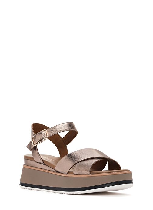 Kadın Gri Bilekten Bağlamalı Kalın Tabanlı Metalik Deri Sandalet 25SFD550132 - Görsel 7