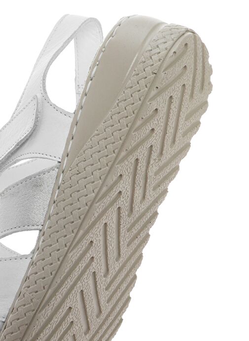 Kadın Beyaz Bantlı Deri Comfort Sandalet 25SFD321814 - Görsel 9