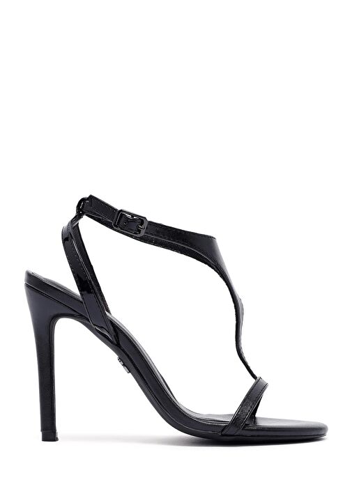 Kadın Siyah Bilekten Tokalı Yüksek İnce Topuklu Sandalet 25SFD443018 - Görsel 2