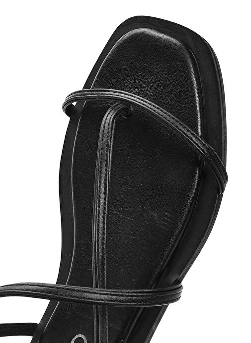 Kadın Siyah Parmak Arası Deri Sandalet 25SFD270118 - Görsel 9