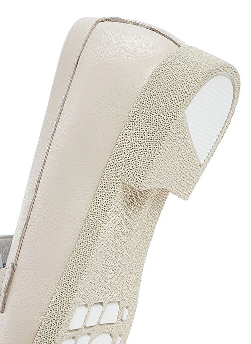 Kadın Krem Tokalı Deri Loafer 25SFD510518 - Görsel 9