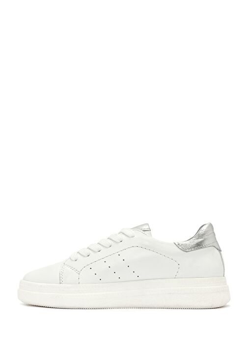 Kadın Beyaz Bağcıklı Kalın Tabanlı Deri Sneaker 25SFD510718 - Görsel 3