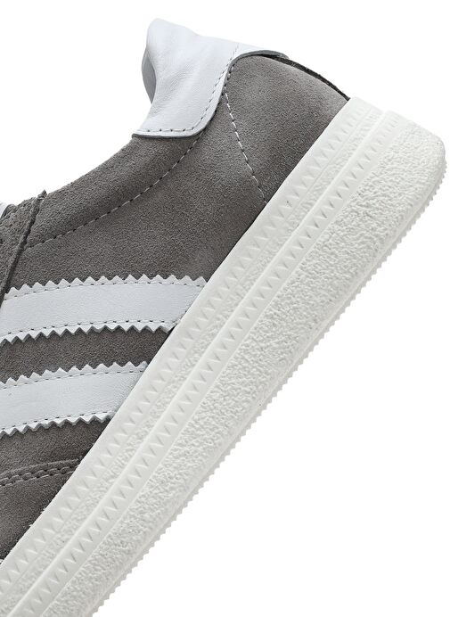 Kadın Gri Bağcıklı Kalın Tabanlı Süet Deri Sneaker 25SFD511010 - Görsel 9