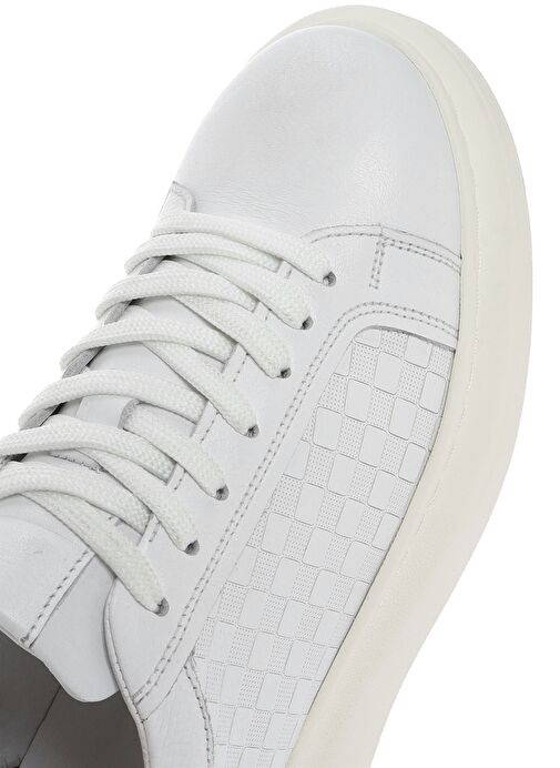 Erkek Beyaz Bağcıklı Kalın Tabanlı Deri Sneaker 25SFD641418 - Görsel 9