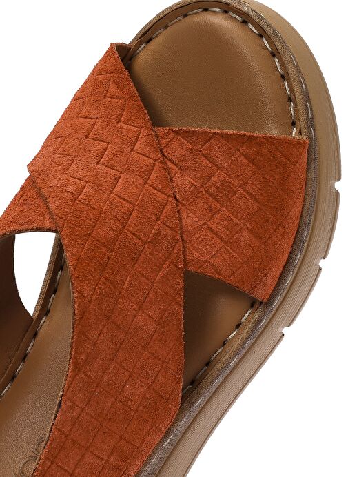 Kadın Taba Bilekten Tokalı Dolgu Topuklu Deri Comfort Sandalet 25SFD341810 - Görsel 9