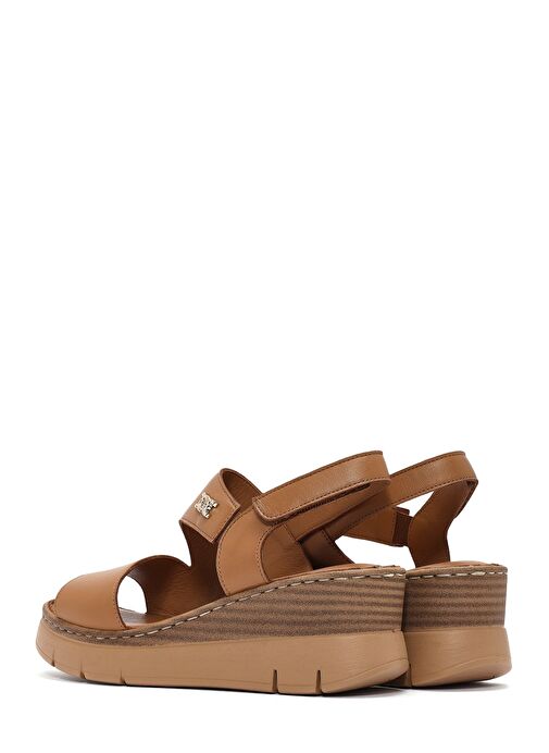 Kadın Taba Bantlı Dolgu Topuklu Deri Comfort Sandalet 25SFD342018 - Görsel 6