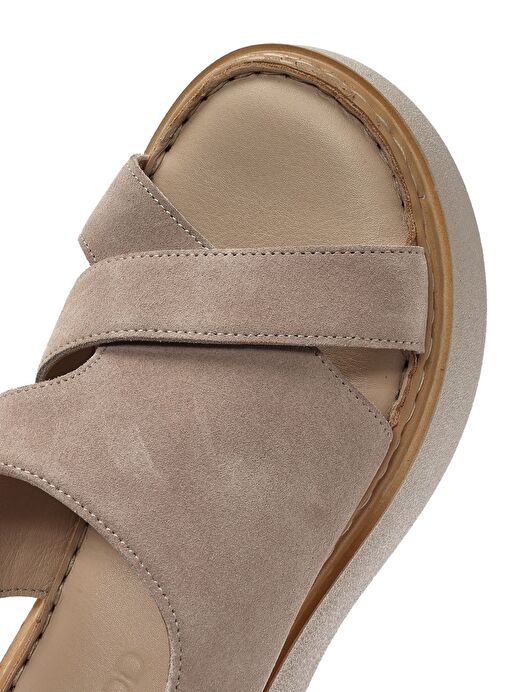 Kadın Vizon Bilekten Tokalı Kalın Tabanlı Süet Deri Comfort Sandalet 25SFD342310 - Görsel 9