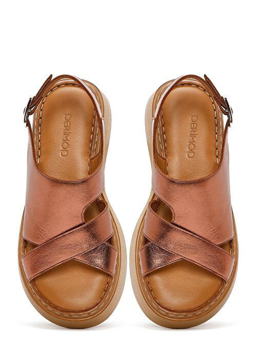 Kadın Bronz Kalın Tabanlı Metalik Deri Comfort Sandalet 25SFD342332 - Görsel 8