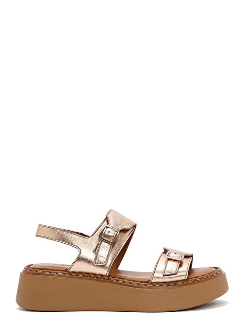 Kadın Bronz Tokalı Kalın Tabanlı Metalik Deri Comfort Sandalet 25SFD342432 - Görsel 2