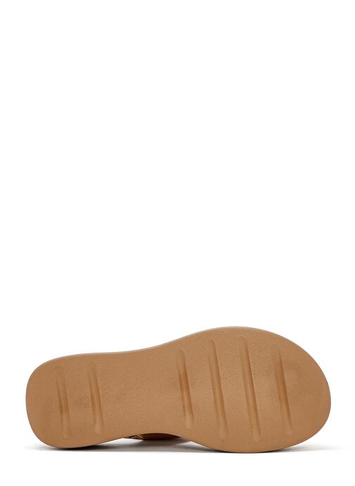 Kadın Bronz Tokalı Kalın Tabanlı Metalik Deri Comfort Sandalet 25SFD342432 - Görsel 5
