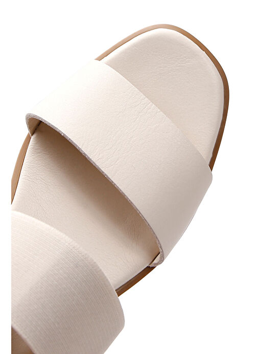 Kadın Bej Dolgu Topuklu Deri Sandalet 25SFD150914 - Görsel 8