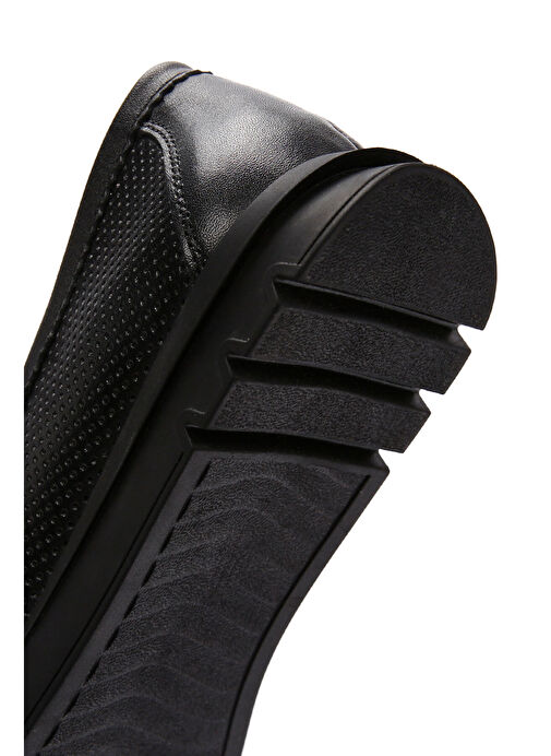 Kadın Siyah Tokalı Deri Comfort Loafer 25SFD151818 - Görsel 9