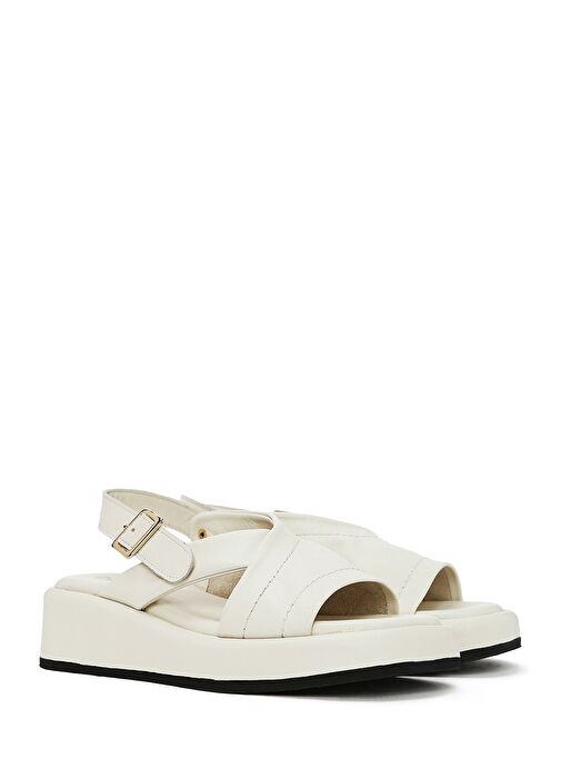 Kadın Bej Bilekten Tokalı Kalın Tabanlı Deri Sandalet 25SFD201318 - Görsel 4