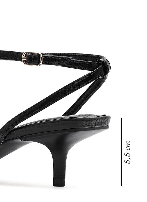 Kadın Siyah Bilekten Tokalı İnce Kısa Topuklu Sandalet 25SFE485918 - Görsel 3