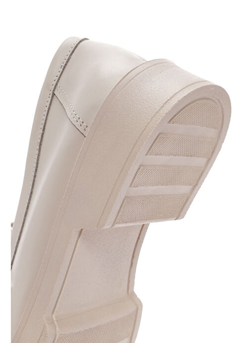 Kadın Krem Püsküllü Deri Casual Loafer 25SFD220018 - Görsel 9