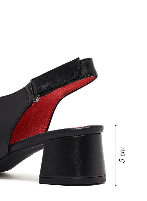 Kadın Siyah Bilekten Bantlı Kısa Kalın Topuklu Deri Sandalet 25SFD110518 - Görsel 3