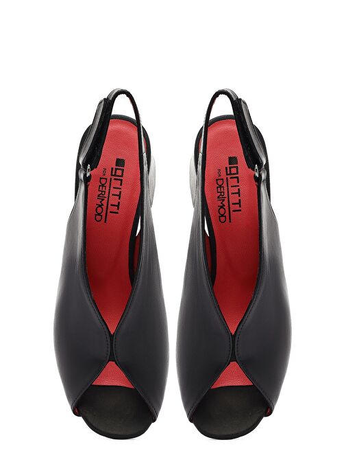 Kadın Siyah Bilekten Bantlı Kısa Kalın Topuklu Deri Sandalet 25SFD110518 - Görsel 9