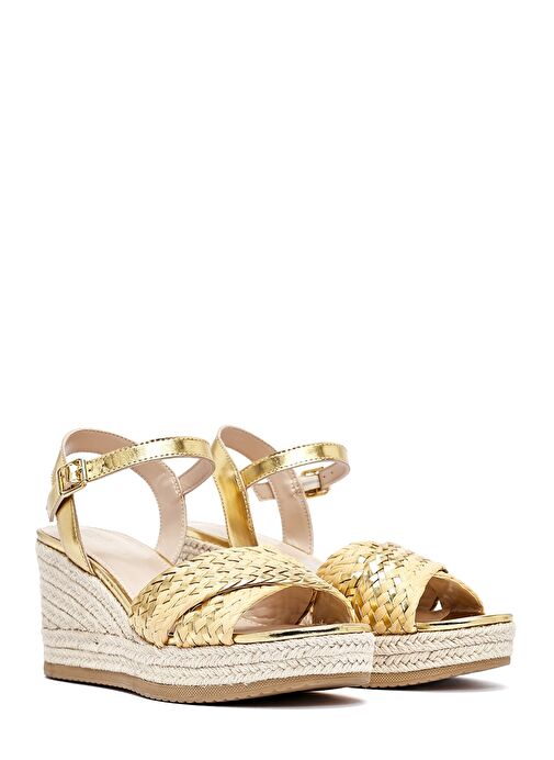 Kadın Altın Bilekten Tokalı Örgülü Dolgu Topuklu Espadril Sandalet 25SFE482614 - Görsel 4