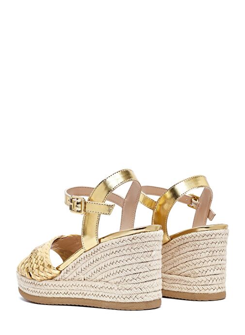 Kadın Altın Bilekten Tokalı Örgülü Dolgu Topuklu Espadril Sandalet 25SFE482614 - Görsel 7