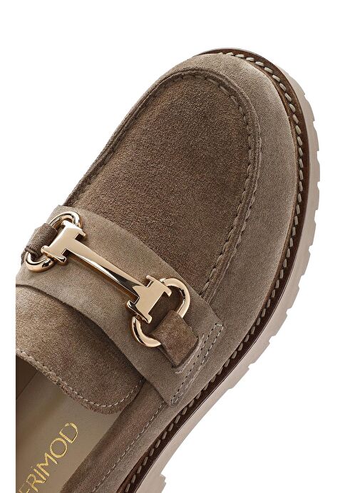 Kadın Bej Kalın Tabanlı Aksesuarlı Süet Deri Maskülen Loafer 25SFD180210 - Görsel 9