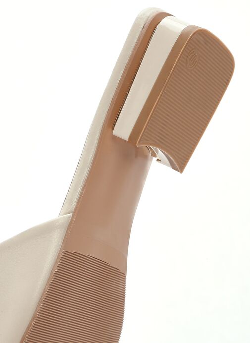 Kadın Krem Aksesuarlı Deri Terlik 25SFD180418 - Görsel 9