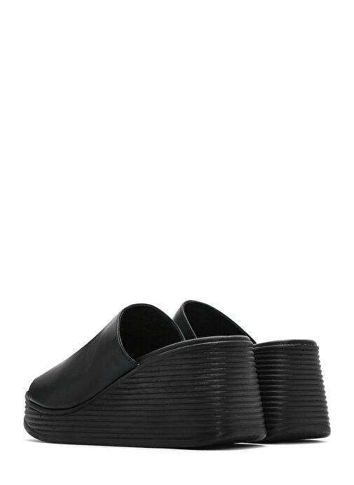 Kadın Siyah Dolgu Topuklu Deri Terlik 25SFD181018 - Görsel 7