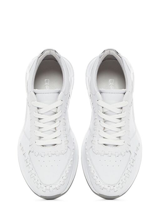 Kadın Beyaz Bağcıklı Kalın Tabanlı Deri Sneaker 25SFD420418 - Görsel 8