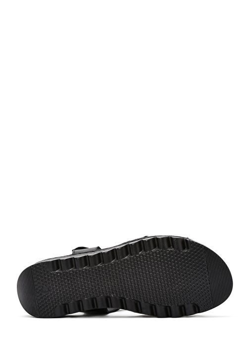 Kadın Siyah Bilekten Bağlamalı Comfort Deri Sandalet 25SFD410418 - Görsel 5