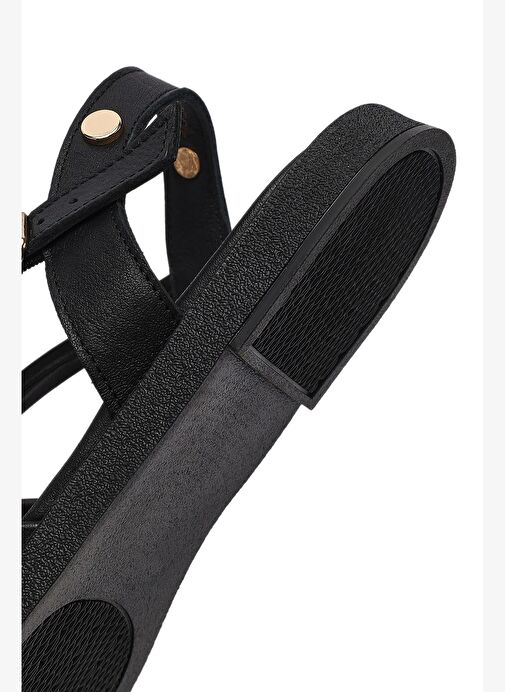 Kadın Siyah Tokalı Deri Sandalet 25SFD130718 - Görsel 9