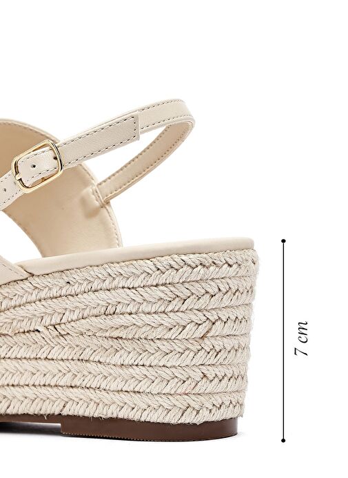 Kadın Bej Bilekten Tokalı Dolgu Topuklu Espadril Sandalet 25SFE482118 - Görsel 3