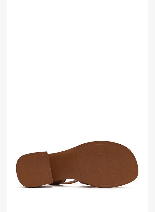 Kadın Taba Bilekten Tokalı Kısa Kalın Topuklu Deri Sandalet 25SFD131018 - Görsel 6