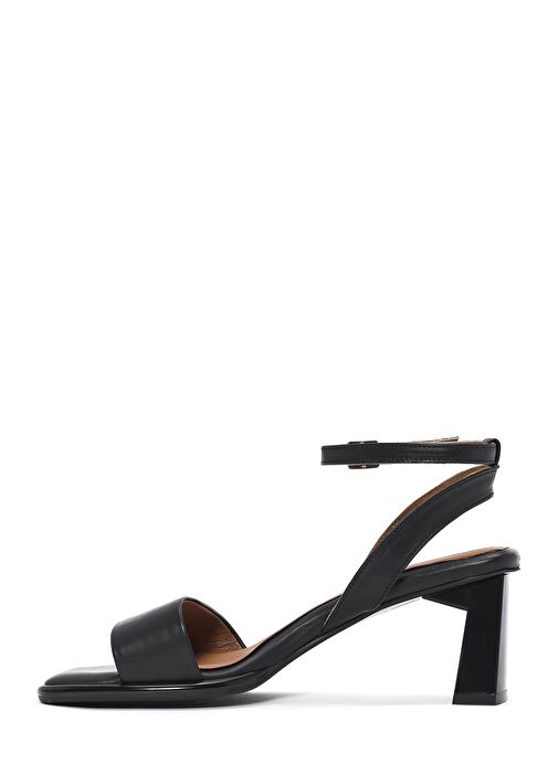 Kadın Siyah Bilekten Tokalı Kalın Topuklu Deri Sandalet 25SFD131218 - Görsel 5