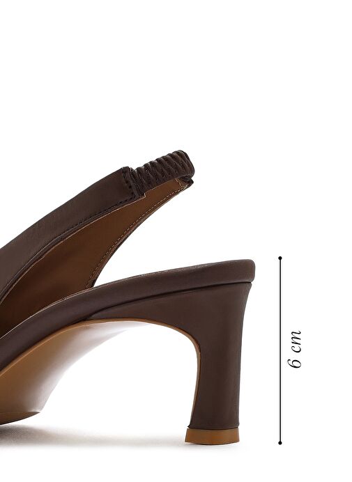 Kadın Kahverengi Arkası Açık Lastikli Kısa Topuklu Deri Ayakkabı 25SFD132218 - Görsel 3