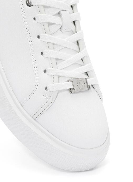 ACBC x Derimod Kadın Beyaz Bağcıklı Leopar Detaylı Sneaker 25SFD435014 - Görsel 9