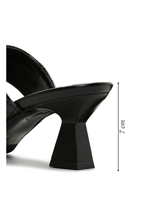 Kadın Siyah Kalın Topuklu Kroko Terlik 25SFE4000E3 - Görsel 3