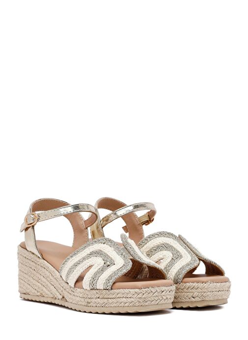 Kadın Krem Bilekten Tokalı Dolgu Topuklu Espadril Sandalet 25SFE401714 - Görsel 4