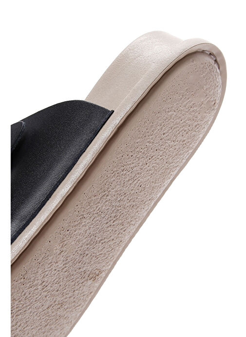 Kadın Siyah Çift Tokalı Deri Comfort Terlik 25SFD500018 - Görsel 9