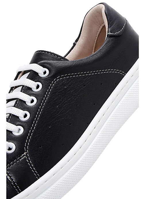 Kadın Siyah Bağcıklı Deri Sneaker 25SFD500718 - Görsel 8