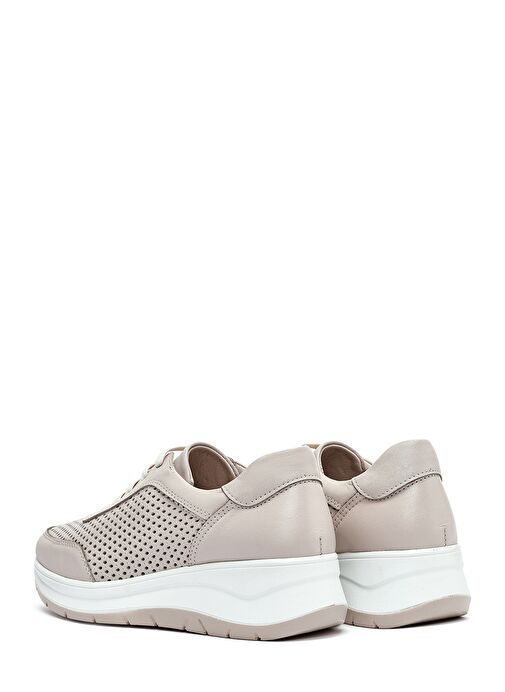 Kadın Krem Bağcıklı Kalın Tabanlı Deri Sneaker 25SFD501718 - Görsel 6