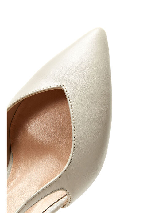 Kadın Bej Arkası Açık Topuklu Deri Ayakkabı 25SFD160018 - Görsel 9