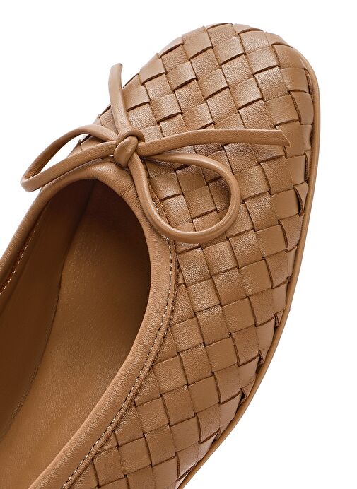 Derimod Derimod Kadın Bej Örgülü Deri Babet 25SFD270829 | Boyner Bej - 9. görsel