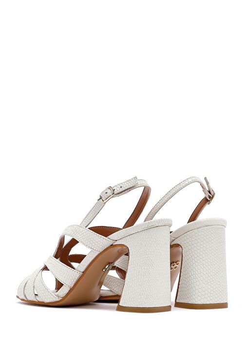 Kadın Krem Bilekten Tokalı Desenli Kalın Topuklu Deri Sandalet 25SFD161626 - Görsel 7