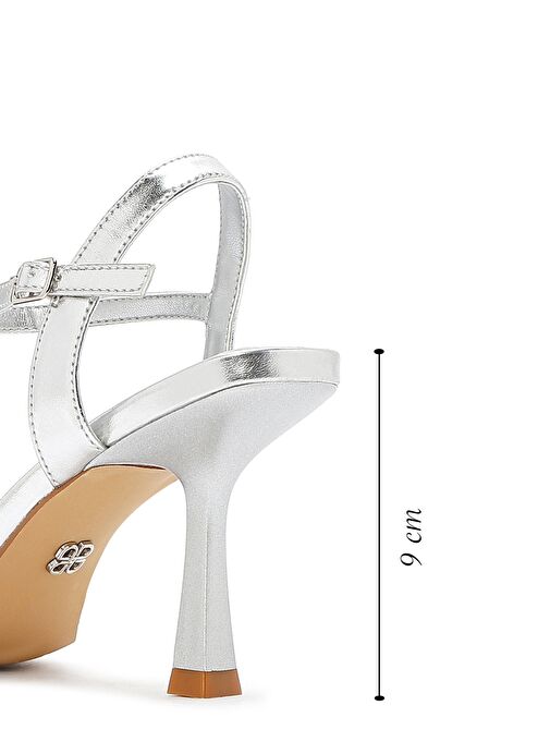 Kadın Gri Bilekten Tokalı Örgülü İnce Topuklu Ayakkabı 25SFE493214 - Görsel 3