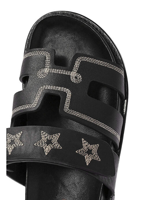 Kadın Siyah Bantlı Desenli Deri Terlik 25SFD230018 - Görsel 9