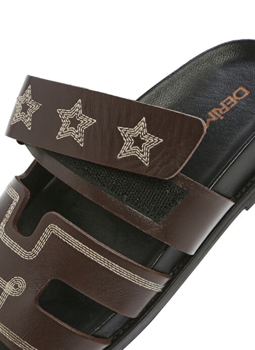 Kadın Kahverengi Bantlı Desenli Deri Terlik 25SFD230018 - Görsel 9