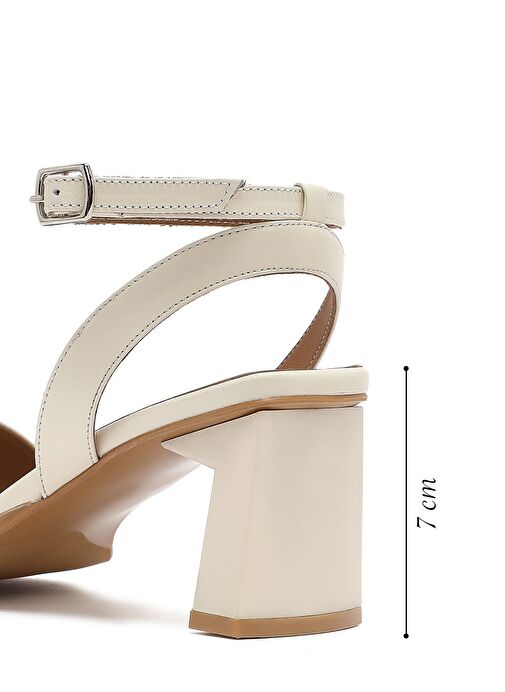 Kadın Krem Bilekten Tokalı Kalın Topuklu Deri Sandalet 25SFD131218 - Görsel 3
