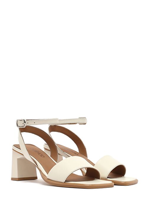 Kadın Krem Bilekten Tokalı Kalın Topuklu Deri Sandalet 25SFD131218 - Görsel 4